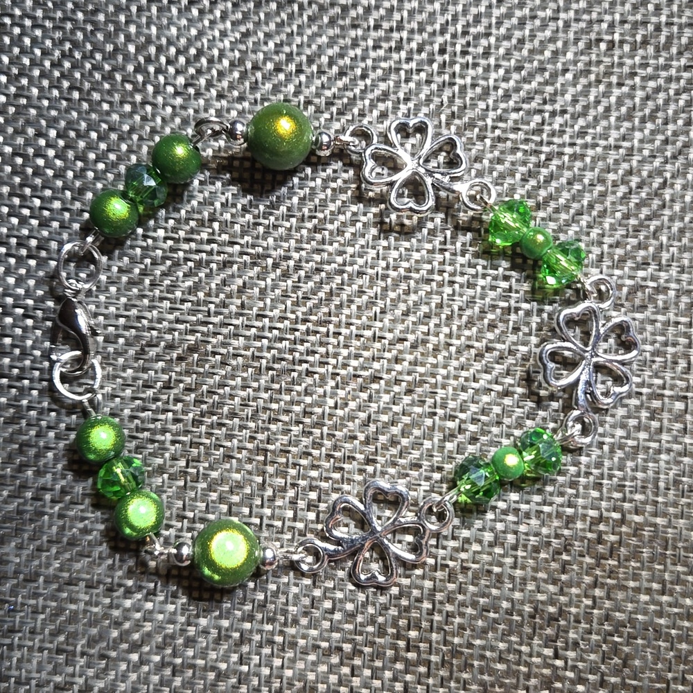 St Patrick's Day Shamrock Bracelet